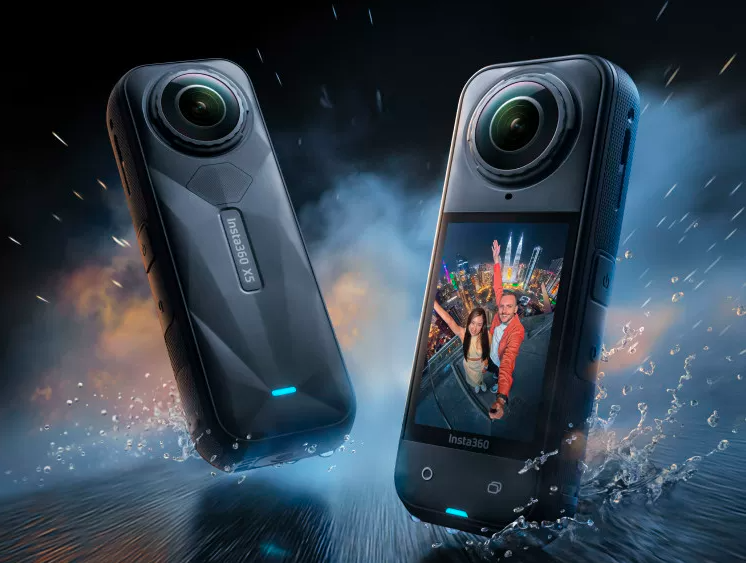 Insta360 X5